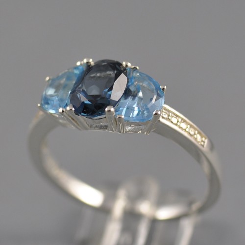 London blue topas - london,