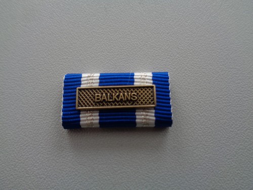 Nato einsatzmedaille - (a46-09),