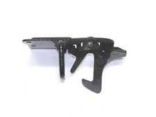 Audi TT 8N Griff Entriegelung Motorhaube Öffnung Fanghaken 8N0823480B