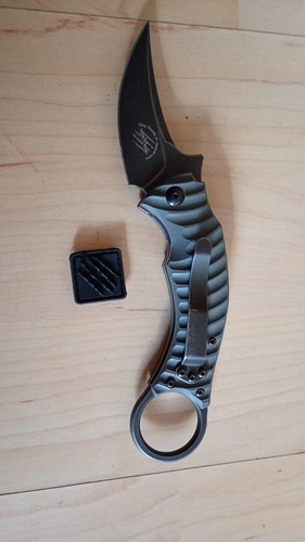 Bastinelli knives doug - bastinelli,