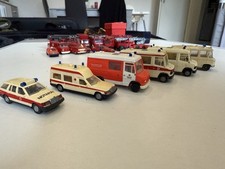 Konvolut 1:87 Modellautos Rettungsdienst (RTW, KTW)