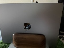 Apple MacBook Air M3 – 13"