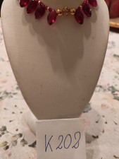 Edelsteinschmuck( auch