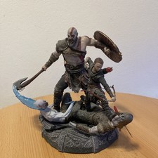 God of War Collectors Edition Kratos und Sohn Atreus Figur 