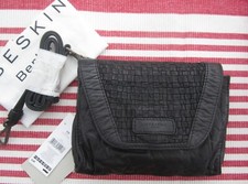 NEU !!! Liebeskind  Berlin Schultertasche *Luka woven sheep* black cross