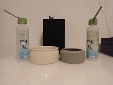 2 x Keramik Napf Fressnapf und 2 Trinkflaschen für Hasen und Kaninchen