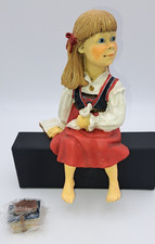 Candy Design Norway Carl Larsson Mädchen mit Zubehör sitzend 17cm OVP