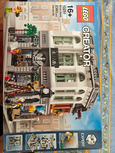 Lego creator 10251 - creator,