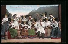 AK Gruppenaufnahme mit Spinnrad, Butterfass und Herrschaften in Schaumburg-Lipp 