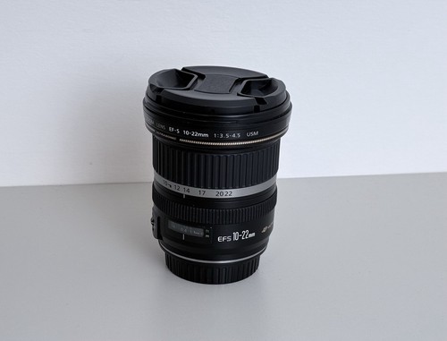 Canon 22mm 3 5 - ef-s, f/3.5-4.5