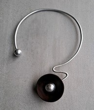 Bauhaus Halsreif Art Deco