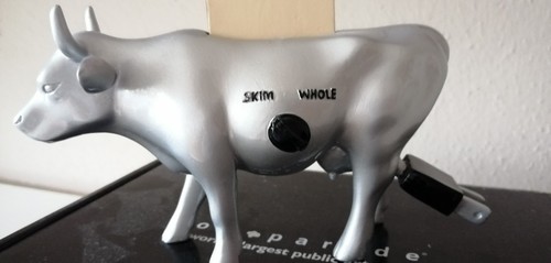 Cowparade kuh milktoast 2003 - kuh, t
