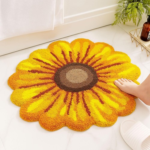 Badteppich mit gelben - , blumen