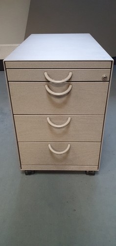 Rollcontainer mit schubladen