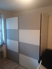 Schiebetürenschrank