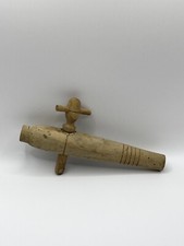 Alter Holzfasshahn