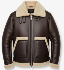 Dunkelbraune Lammfell