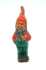 Antiker kleiner Gartenzwerg