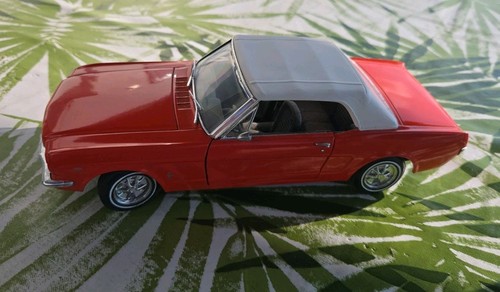 Ford mustang 1965 von - 1:18,
