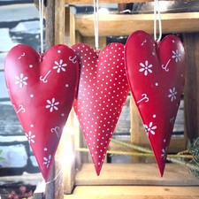 3 x Herzen Metall Tupfen  14.5 cm x 7.5 cm Ornament Rot Herz Metallherz Hängen