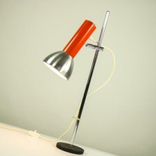 Doria Tisch Lampe Strahler