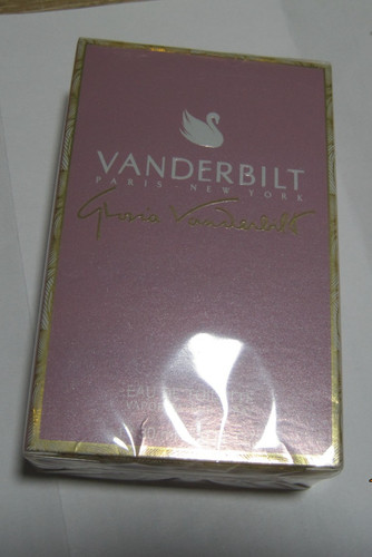 Gloria vanderbilt - vanderbilt,