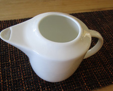 Milchkännchen Cashmere  William Maxwell weiß 10cm hoch