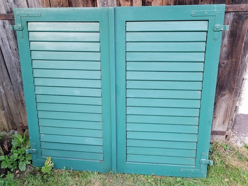Paar fensterladen holz - -,