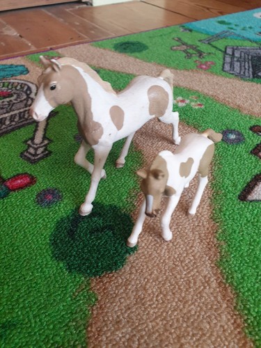 Schleich paint horse pinto - paint,