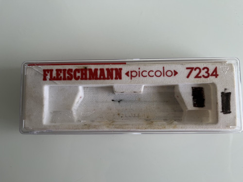Fleischmann spur - spur, n