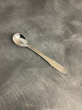 HERVORRAGENDER SALZLÖFFEL