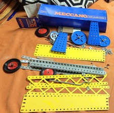 Meccano Zusatzbox mit Meccano
