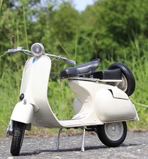 Stand-Modell-Motorrad PIAGGIO