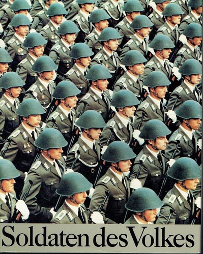 Soldaten des volkes nva - des,