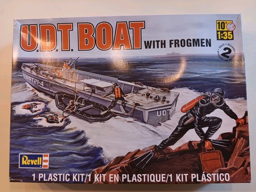 Revell usa t boat - u.d.t.,