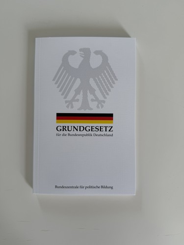 Grundgesetz für die - für,