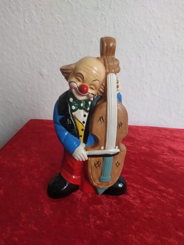 Clown figur mit kontrabass - clown,