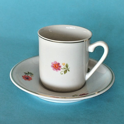 Mokkatasse mit untertasse - mokkatasse,