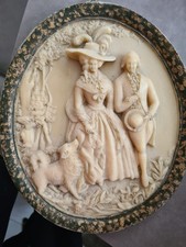 Wachsbild  Relief eine Frau, Mann und Hund darstellt, 30 cm Hoch, 25 cm breit