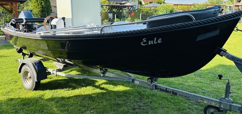Schaluppe mit yamaha und - mit,