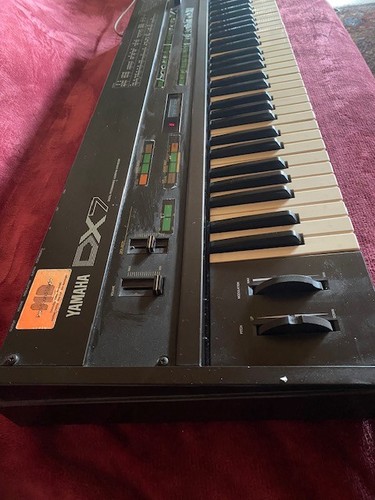 Yamaha dx7 synthesizer mit - yamaha,
