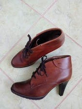 * Elegante PETER KAISER