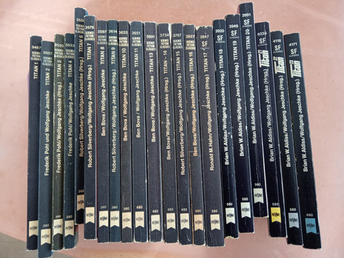 Titan frederik pohl - frederik, pohl/wolfgang