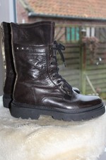 Donna Carolina stiefelette