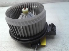 Suzuki Swift EZ BJ2007 Heizungsgebläse Gebläsemotor Heizung 2727000311 Denso Kli
