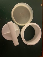 NEU nie benutzt TUPPERWARE HAMBURGER-FORMER WEISS,doppelt vorhanden 