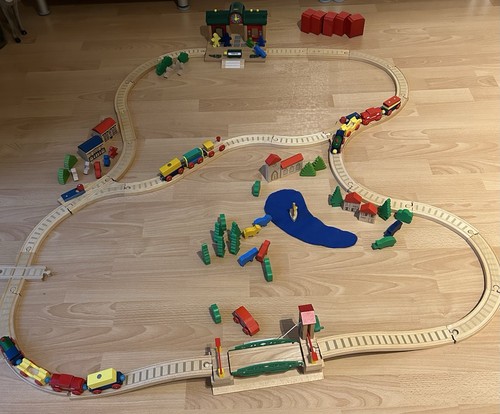 Brio holzeisenbahn mit - brio,