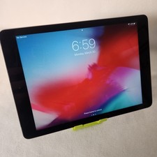 Apple iPad Air 1st Gen 128GB