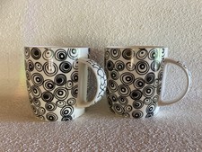 2x Porzellan Becher * Jumbo-Tasse * Jameson&Tailor Nippon * Dekor: Kringel * Top