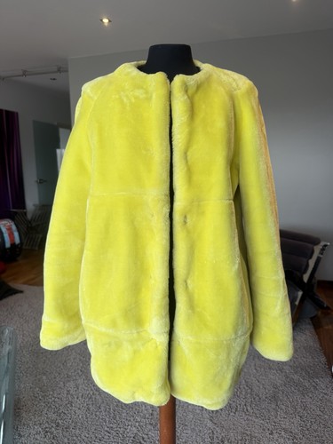 Kunstfelljacke von zara - kunstfelljacke,